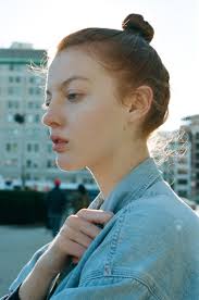 Model Behaviour: Laura Hanson Sims