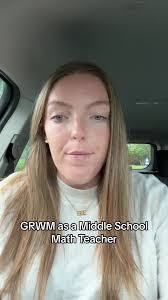 Lynn Straub's Instagram, Twitter & Facebook