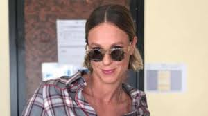 Federica pellegrini ha finalmente dato il suo golden buzzer al giovane francesco che grazie alla nonna ha trovato il coraggio di esibirsi sul palco di #igt 🎉 vi è piaciuto? Federica Pellegrini Con Un Look Futurista Bellissima Come Sempre Foto