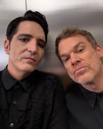 SAN DIEGO @comic_con // finishing strong. thanks to every amazing fellow  geek i got to meet & talk comics/movies/tv/toys with. thanks to  @paramountplus, @darkhorsecomics, @z2, @time.to.panick & more for the  support &