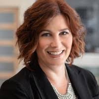 Lori Misner's Instagram, Twitter & Facebook