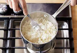 Memasak beras pratanak dengan rice cooker. Cara Masak Nasi Putih Beras Basmathi Beras Perang Yang Gebu Lembut