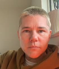 Transcestry Group Chat