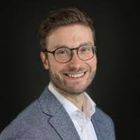 Lauren Greig's Instagram, Twitter & Facebook