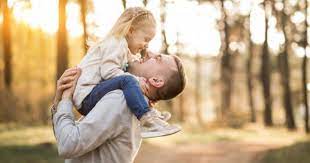 Akun ini cuma akun biasa. 5 Alasan Pentingnya Hubungan Kedekatan Papa Dan Anak Perempuan Popmama Com