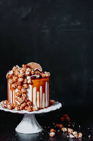 Layer Cake Cheesecake Et Caramel Au Beurre Sale Gourmand Recette Popcorn Au Caramel Gateaux Et Desserts Idee Gateau
