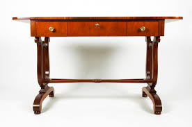 The oslo burl wood veneer collection features luxurious maple burl wood veneer. Vintage Mahogany Burl Wood Writing Desk Or Console Table La Maison Supreme Ltd