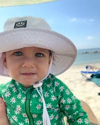 the pretty parts of work that make it to the gram 😋