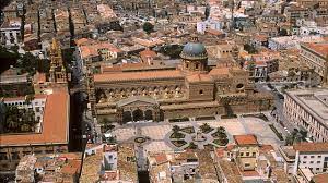Le prime piogge colpiranno il capoluogo siciliano a partire dalla mezzanotte di lunedì, con una piccola schiarita che interesserà la maggior parte della notte palermitana.alle prime luci dell'alba, però, la situazione precipiterà piano piano.dal cielo nuvoloso delle 6 ai rovesci delle 14; Meteo Palermo Domani Lunedi 11 Novembre Coperto Con Deboli Piogge
