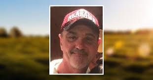 Kenny Crisp's Instagram, Twitter & Facebook