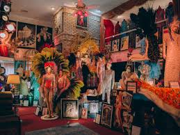 Las Vegas Showgirl Museum documents the history of life of a showgirl | THE  WORLD OF INTERIORS