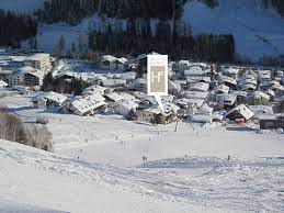Die pension haus am fang befindet sich in st. Winter In St Anton Am Arlberg Haus Am Fang Hotel Garni St Anton Am Arlberg Direkt An Der Skipiste