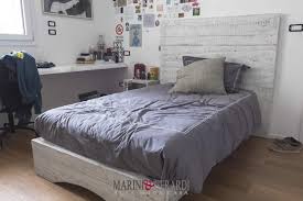 Testata letto in pelle bianca trapuntata 35 testate originali diverse per trasformare laspetto di una camera da letto. Letto In Legno Taglio Sega Decapato Shabby Design Marini Gerardi