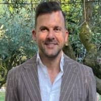 1100+ perfis com “Barsanti”