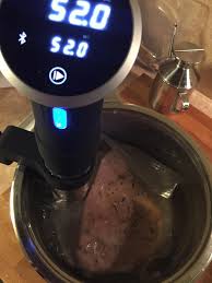 Ebbene si, anche la cottura sottovuoto a bassa temperatura o cbt, è classificata come una tecnica di cottura. Tonno Sous Vide Cotto Sottovuoto A Bassa Temperatura