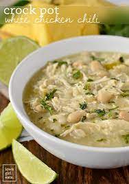 Crockpot White Chicken Chili Easy Flavorful And Healthy Recipe White Chicken Chili Recipe Crockpot Healthy Crockpot Recipes White Chili Chicken Recipe