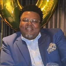 Broker Conrad Higgins