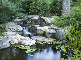 Bachlauf Anlegen Anleitung Fur Ihren Wasserlauf Im Garten So Gelingt S In 2020 Bachlauf Anlegen Bachlauf Wasserlauf
