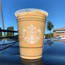 Enjoy your favorite chilled coffee drink on the go thanks to the frappuccino vanilla coffee drink from starbucks. Cafe Vanilla Frappuccino The Macro Barista