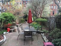 The oasis uses square appointments for reservation management. A Garden Oasis In The Middle Of A Bustling City