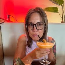 How to stop a Golden Retriever puppy from biting and teething?