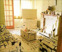 En estos casos, es mejor quedarse en casa. Recien Casados Encuentran Su Casa Tapizada Con Post Its Soychile Cl