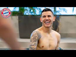 Lucas hernandez and alphonso davies: Wie Lauft Ein Normaler Tag Von Lucas Hernandez Beim Fc Bayern Video Tribuna Com