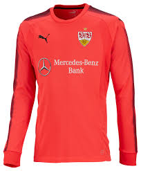 Neben den vfb trikots findest du im shop noch weitere fanartikel, hauptsächlich aus dem bereich bekleidung. Puma Vfb Stuttgart Kinder Langarm Torwarttrikot 17 18 924429 47 Sport 1a