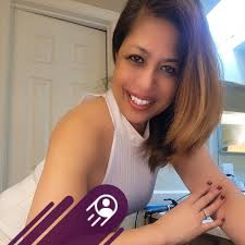 Rosalie Hooper's Instagram, Twitter & Facebook