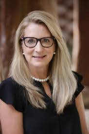 Hilary Hope's Instagram, Twitter & Facebook