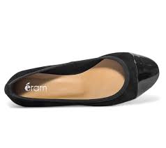 Ballerine en vernis très souple et confortable. Ballerine Noire En Cuir Velours A Bout Verni