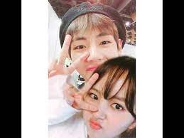 I don't know who he is. Bts Kim Taehyung And Kim Sohyun Vlive Youtube