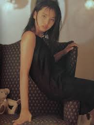 Amazon.co.jp: 古本 帯あり 写真集 ROBEANA ロビーナ 加藤夏希 撮影:会田我路 女優 モデル コスプレ ロボコン 秋田美人  美少女 : おもちゃ