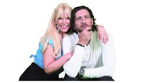 Ως γυναίκα, μητέρα δύο κοριτσιών καταδικάζω με κάθε τρόπο. Dynamikh Premiera Gia Ton 8anash Patra Kai Thn Antelina Bar8akoyrh Sto Neo Kanali Label News