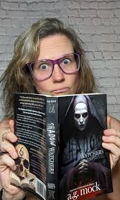 I have a serious question.. 😆🙃 Is the “little mouse” reference that  everyone keeps saying referring to Toxic by Nicole Blanchard?