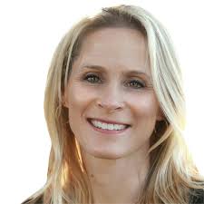 About Carolyn Lizdenis