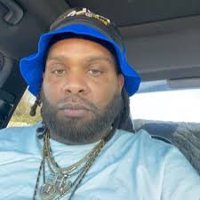 Dre Solomon (@DreHBSolomon)