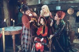 We needed a drink spooky enough for our hocus pocus drinking game and this bright blue and purple bad boy was just the thing. How To Do A Hocus Pocus Halloween Costume Easy And Cheap Fitforhealth News