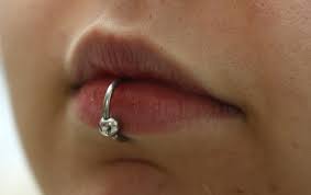 What can i put on a dry piercing? Piercing Nhi No
