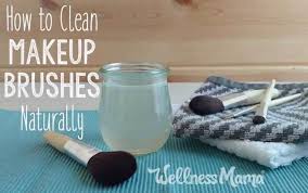 clean makeup brushes naturally without