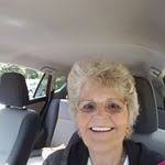 Carolyn Strouse's Instagram, Twitter & Facebook