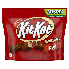 Kit Kat Milk Chocolate Wafer Bars Miniatures Candy In 2020 Chocolate Wafers Kit Kat Chocolate Milk