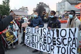 Paris time, police had made more than 150 arrests, mainly on concealed weapons charges, according to a tweet from paris police. Menu March Of The Undocumented In Paris Planned Route Contested