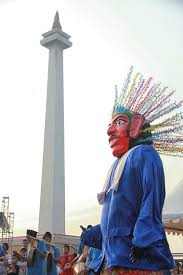 Menggambar dan mewarnai ondel ondel betawi di monas untuk anak anak san art19. Ondel Ondel Di Tengah Modernitas Jakarta Indonesia Kaya