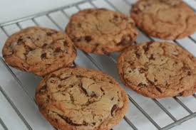 Many of the comments below say this recipe needs to be updated but it doesn't. Best Ever Chocolate Chip Cookie Recipe 7 Steps With Pictures Instructables
