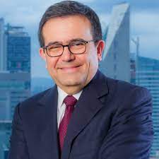 Se acusa a ildefonso guajardo, a solicitud realizada por parte de la femcc, de presunto incremento injustificado en su patrimonio de 2014 a 2018, tiempo durante el cual fungió como servidor público. Ildefonso Guajardo Villarreal Lideres Mexicanos