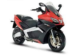 Know engine specs, safety and technical features, and dimensions at our dedicated variant pages. Aprilia Sr Max 300 2012 2013 Zapm3560 Vehicles Scooter Center
