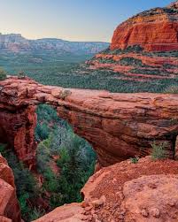 SF's Learning Commons provides students with a collaborative environment  designed for group work and on-demand study support. Located