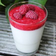 Rezept Fur Bayrische Creme Mit Himbeer Puree Rezept Bayerische Creme Bayrische Creme Rezept Bayrisch Creme