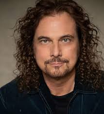 Brady Frank's Instagram, Twitter & Facebook